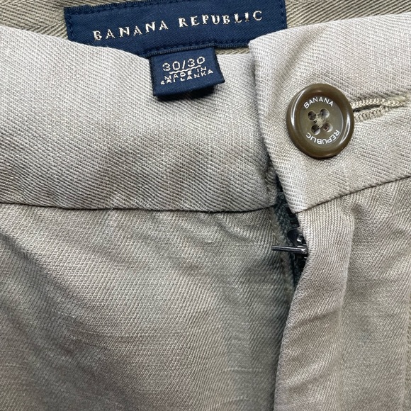 Olive Banana Republic Pant. RN54023 - Picture 3 of 4
